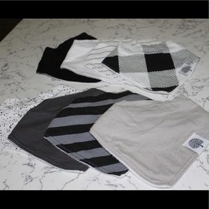 NWOT Parker Baby Co. 8 bandana bibs